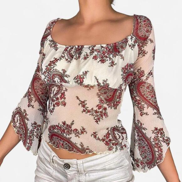 White red paisley floral boho milkmaid top bell sleeves — clockhouse size XS/S - Picture 1 of 8